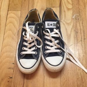 Converse Navy Blue sz 6.5 women’s